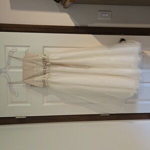 Girls size 10 David Bridal's dress